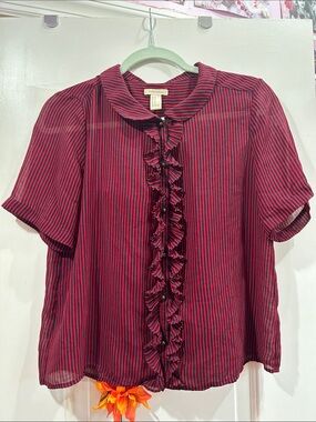 Forever21 Peter-Pan collar ruffle blouse